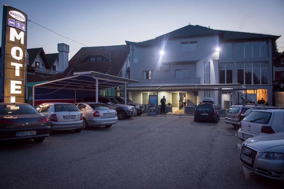 Motel Magistrala Добой Экстерьер фото